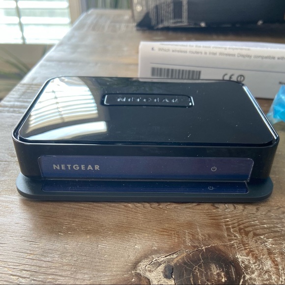 Netgear Push2TV HD Wireless Adapter - Picture 6 of 7